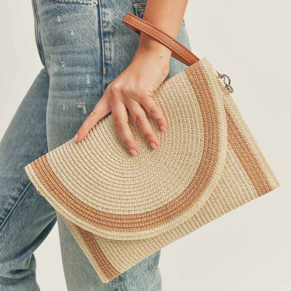 iLLASPARKZ Straw Envelope Wristlet Clutch / Crossbody Bag