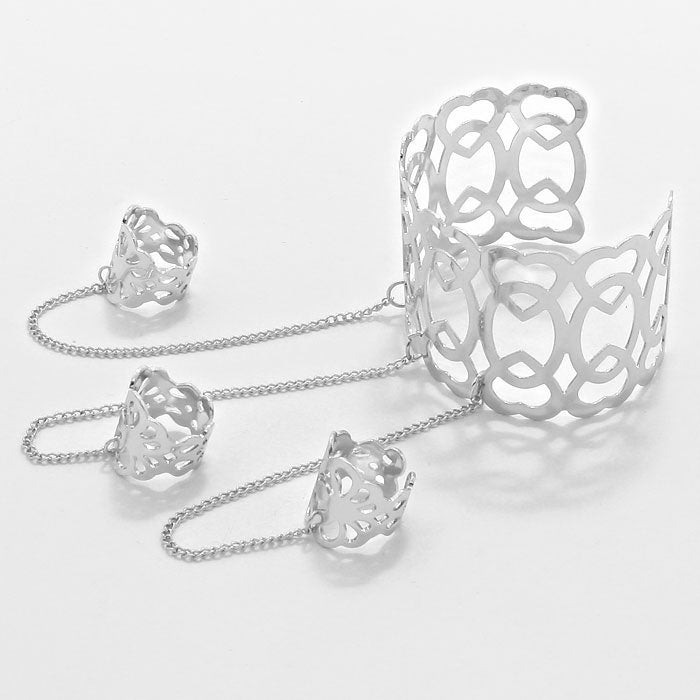 iLLASPARKZ heart cutout ring bracelet hand chain