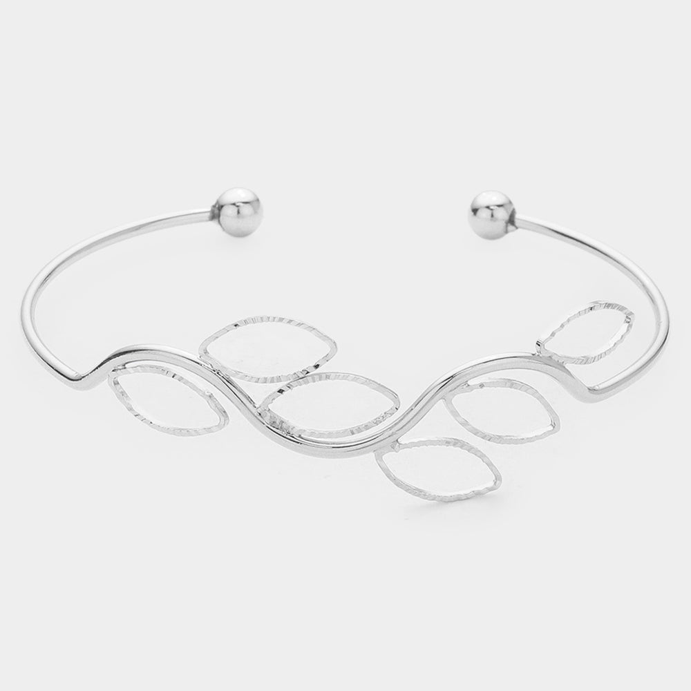 iLLASPARKZ Leaf Twig Cuff Bracelet