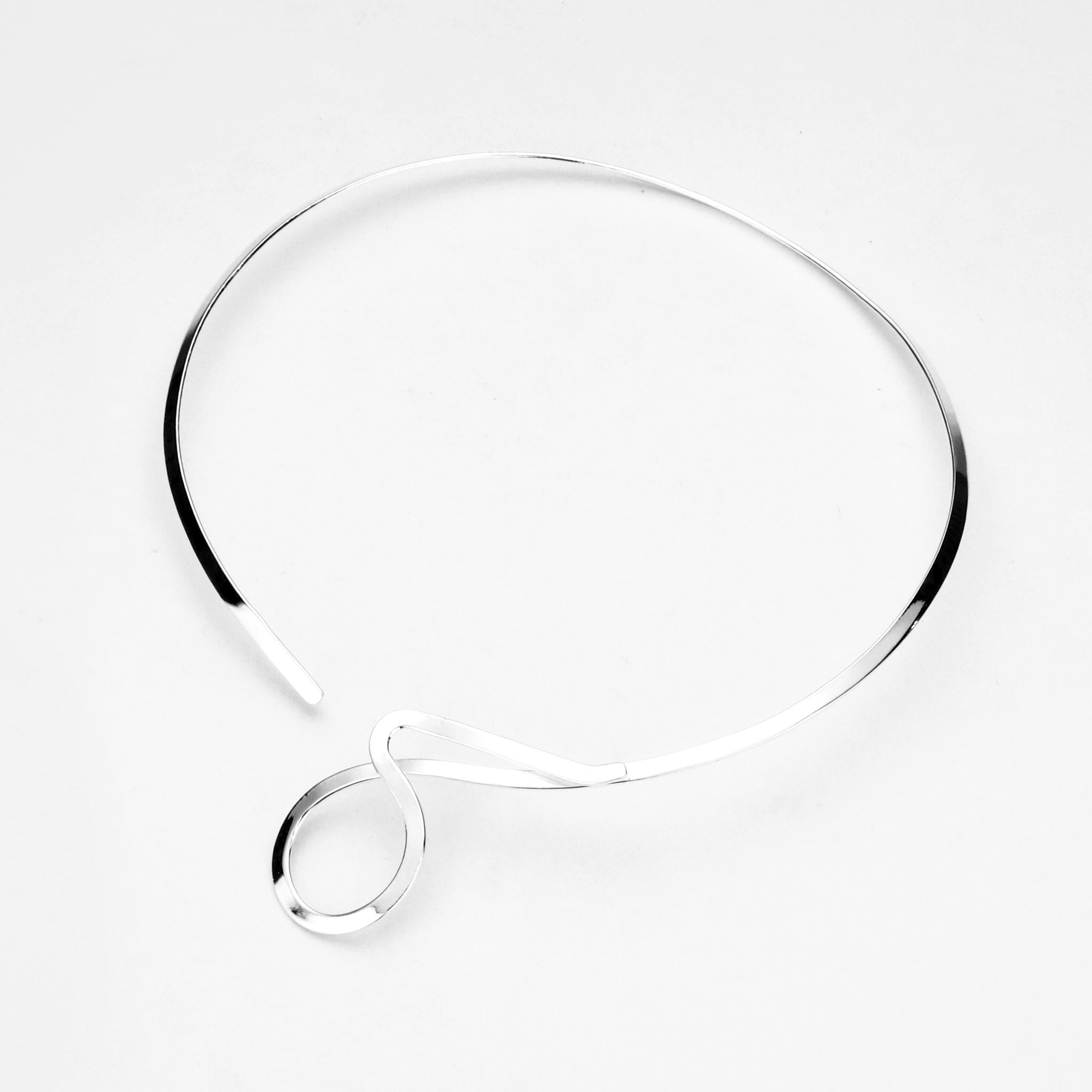 iLLASPARKZ Swirl Metal Open Choker Necklace