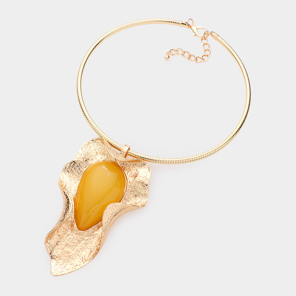 iLLASPARKZ Teardrop Accented Abstract Metal Pendant Choker Necklace