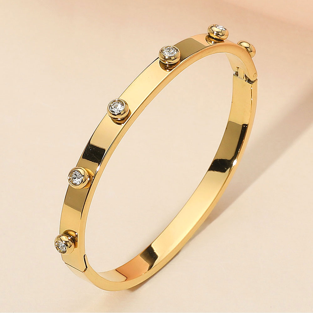 iLLASPARKZ - a Jewelry & Accessory Mall