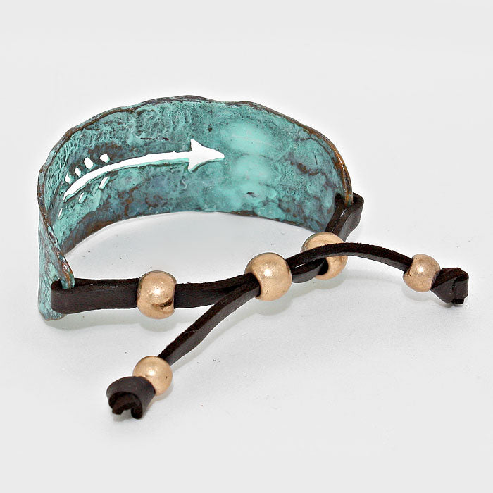 iLLASPARKZ Hammered Metal Arrow Cut out Cinch Bracelet