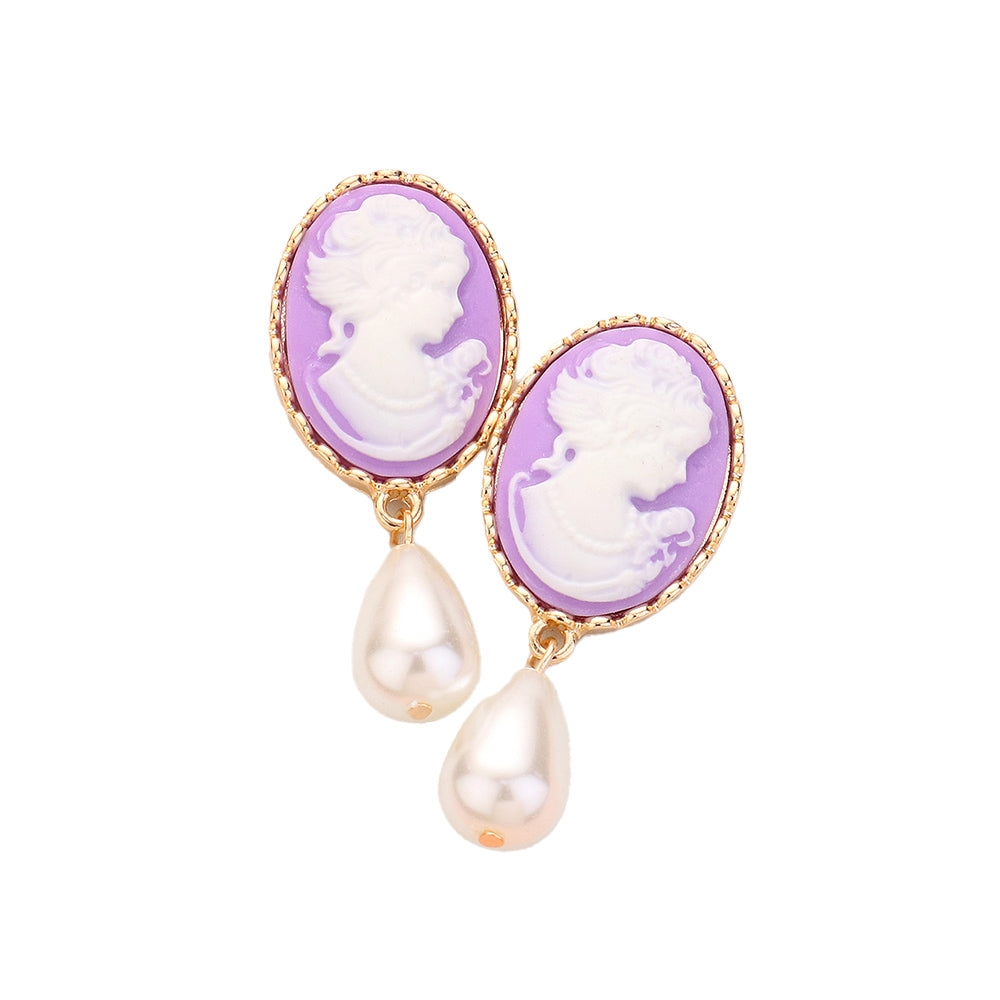 iLLASPARKZ Teardrop Pearl Dangle Cameo Earrings
