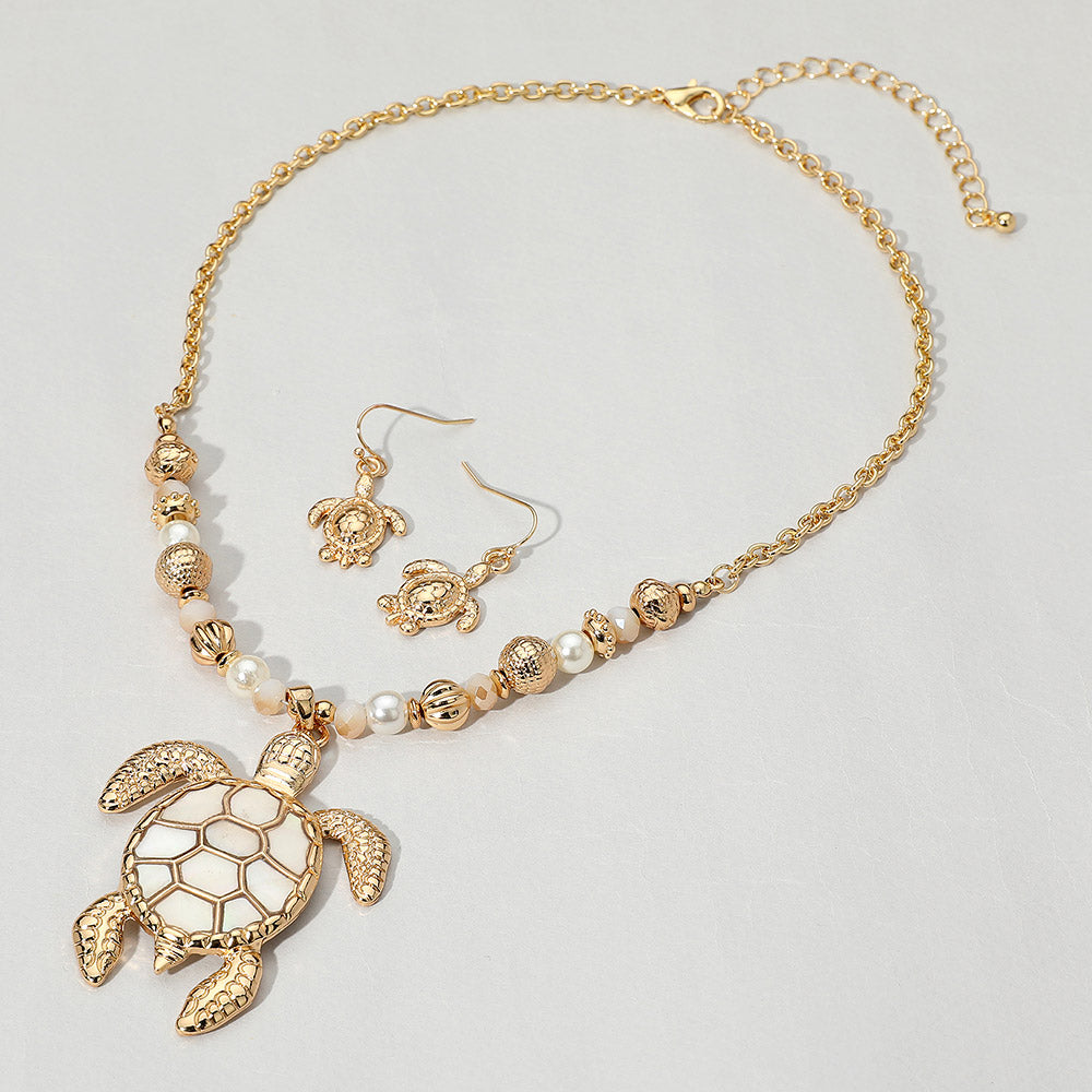 iLLASPARKZ Mother of Pearl Turtle Pendant Multi Beaded Necklace
