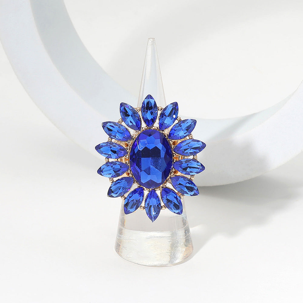 iLLASPARKZ Oval Stone Centered Marquise Stone Cluster Round Stretch Ring