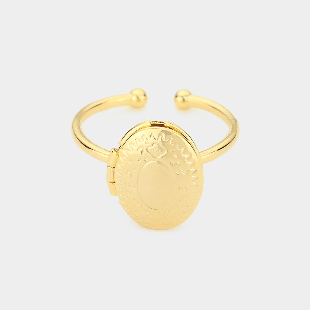 iLLASPARKZ Secret Box _ 14K Gold Dipped Metal Oval Locket Adjustable Ring