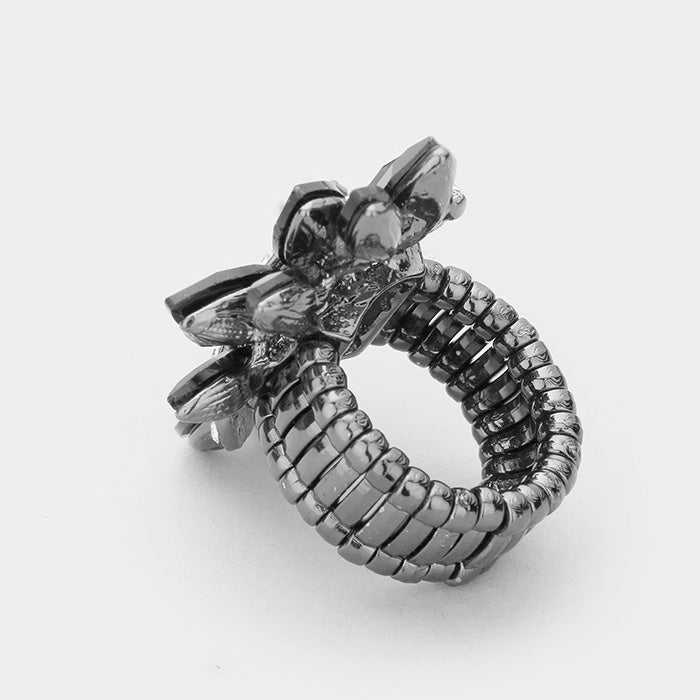 iLLASPARKZ Marquise Crystal Cluster Stretch Ring