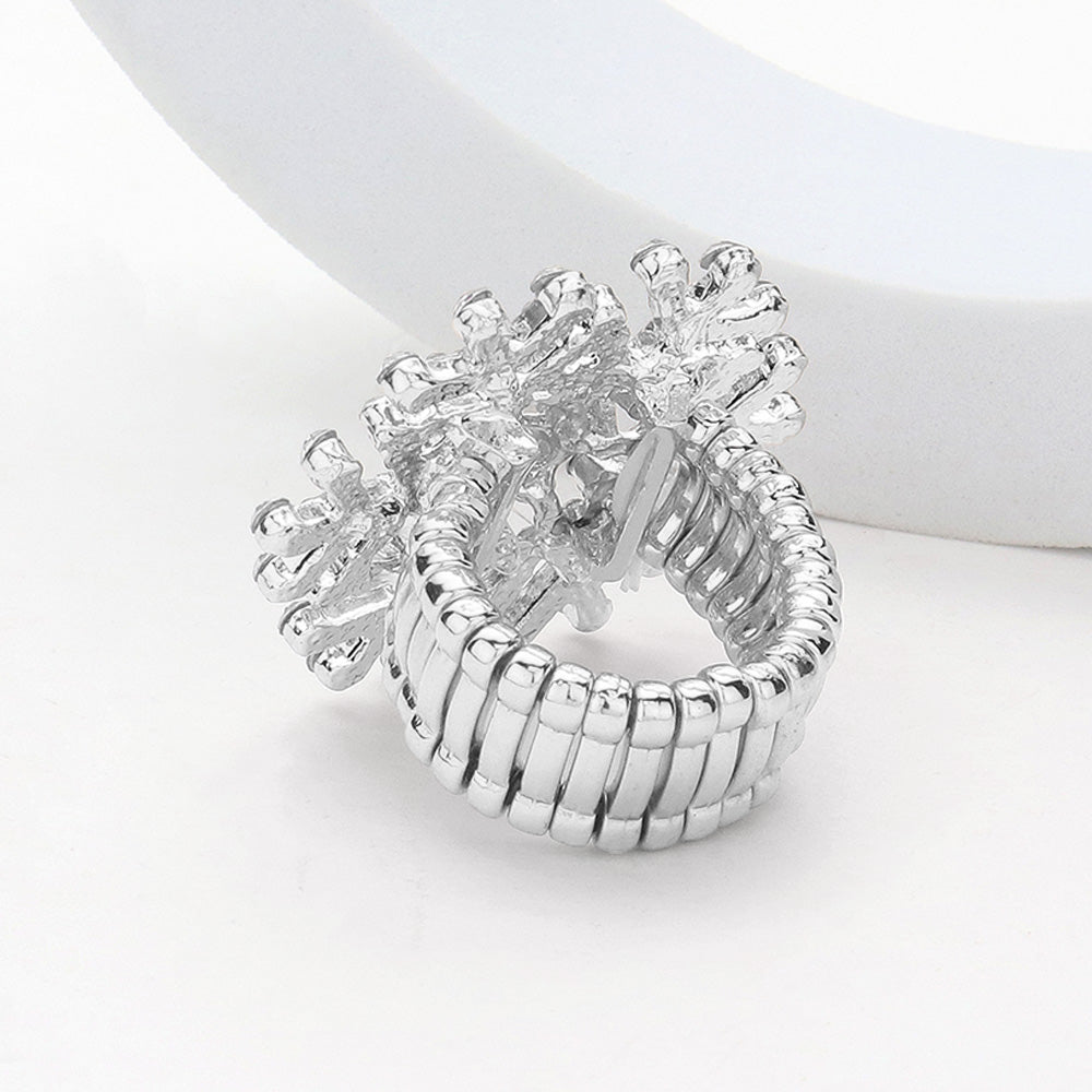 iLLASPARKZ Stone Paved Snowflake Pointed Stretch Ring