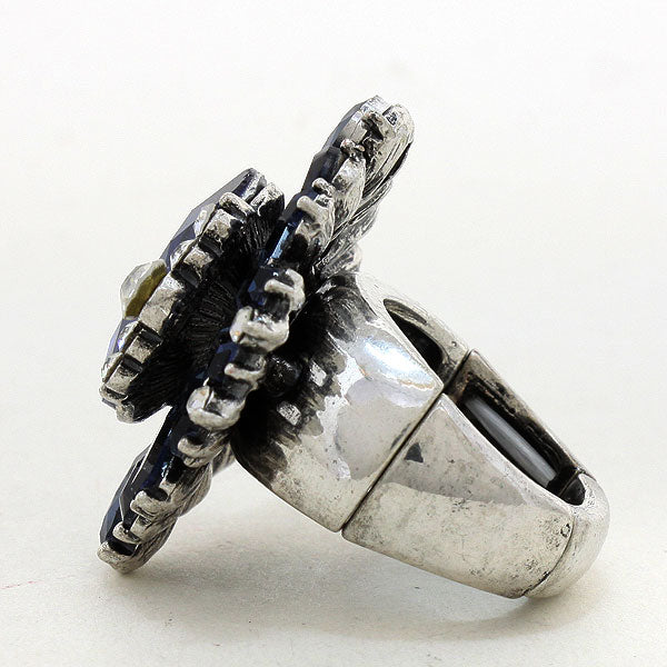 iLLASPARKZ Cosmic Bloom Stretch Ring