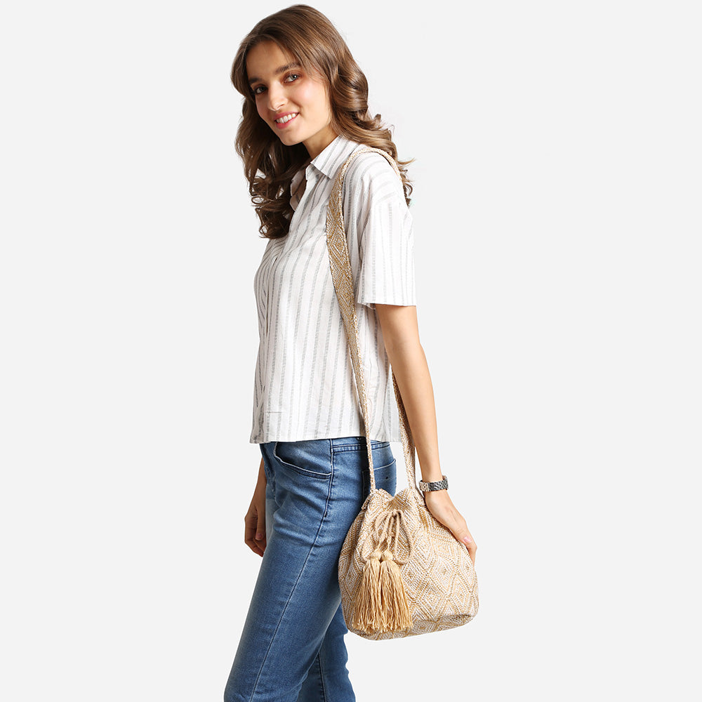 iLLASPARKZ Boho Tribal Pattern Woven Tassel Drawstring Bucket Bag