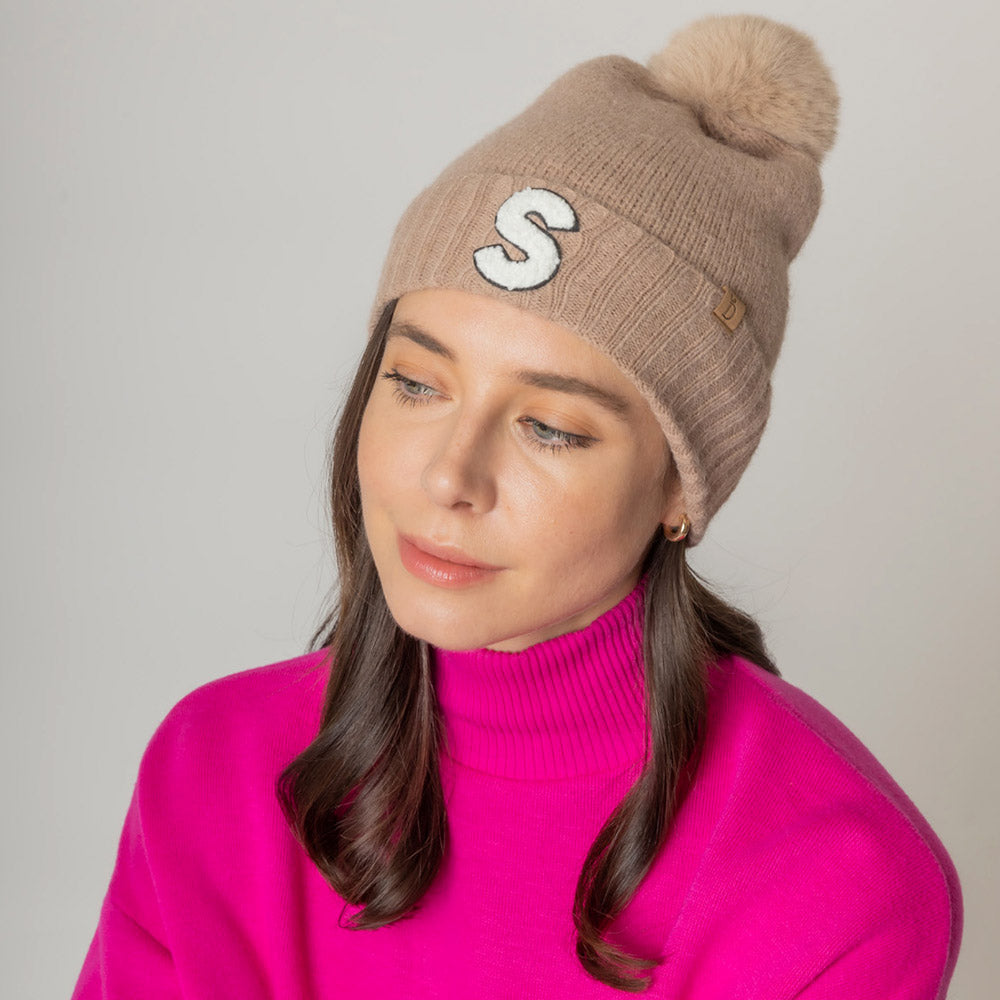 iLLASPARKZ -C- Monogram Faux Fur Pom Pom Knit Beanie Hat