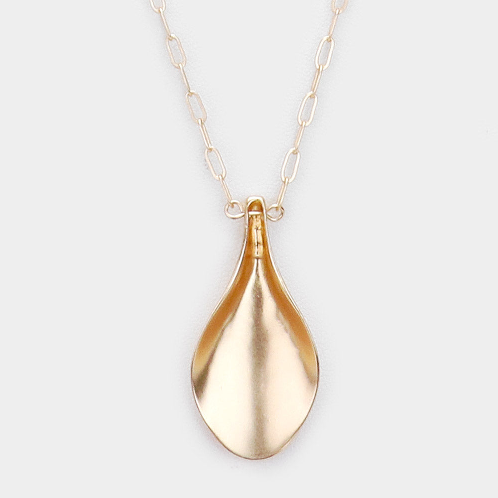 iLLASPARKZ Flower petal Pendant Metal Long Necklace