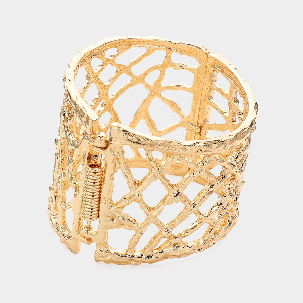 iLLASPARKZ Hollow Out Cut Textured Metal Hinged Bracelet