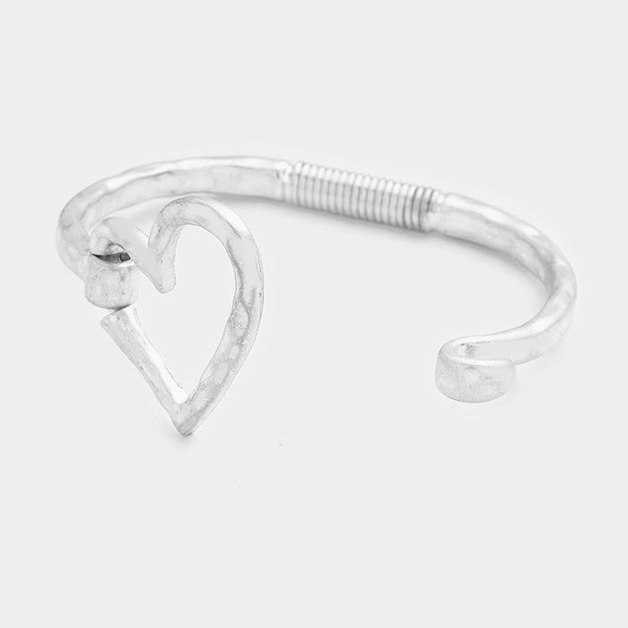 iLLASPARKZ Open Metal Heart Hook Bracelet
