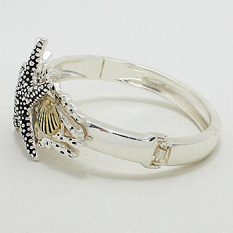 iLLASPARKZ Textured Starfish Hinged Bracelet