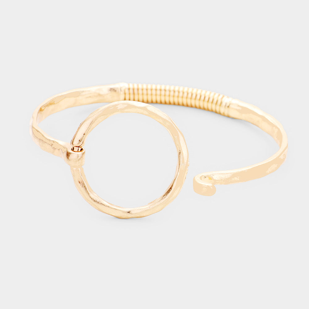 iLLASPARKZ Hammered Metal Open Circle Hinged Bracelet