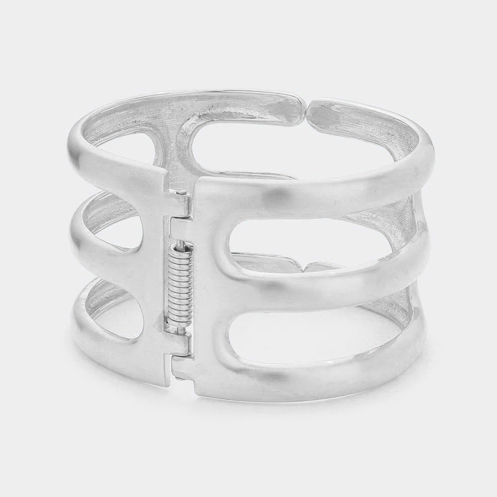 iLLASPARKZ Hinged Metal Bracelet