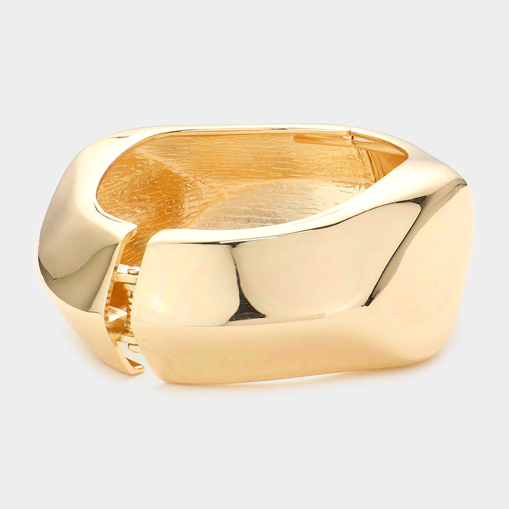 iLLASPARKZ Textured Metal Bangle Hinged Bracelet