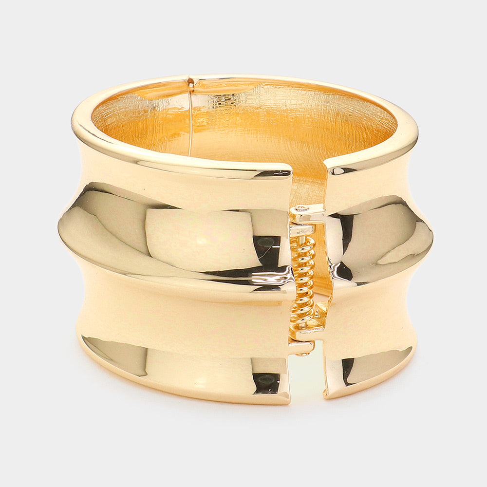 iLLASPARKZ Textured Metal Hinged Bangle Bracelet