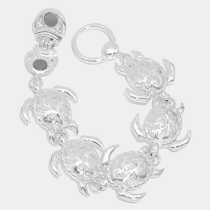 iLLASPARKZ Metal turtle link magnetic bracelet