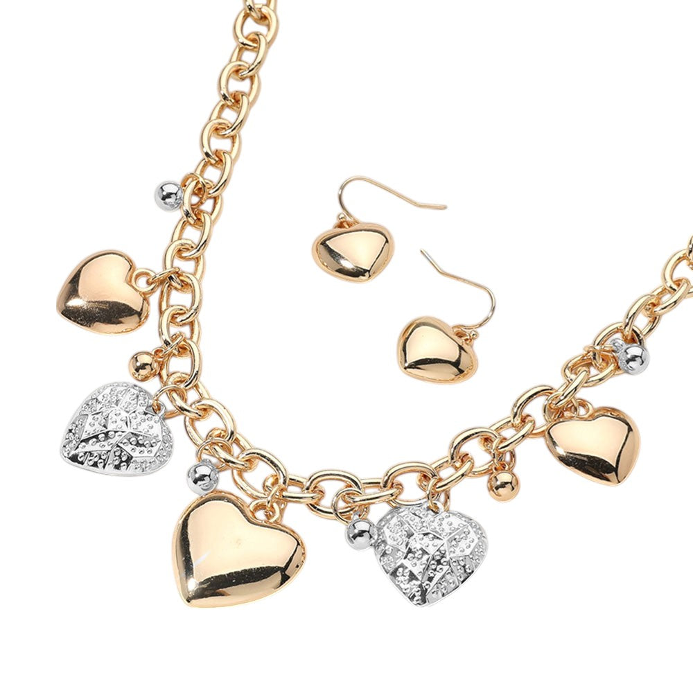 iLLASPARKZ Metal Heart Charm Station Chunky Chain Necklace