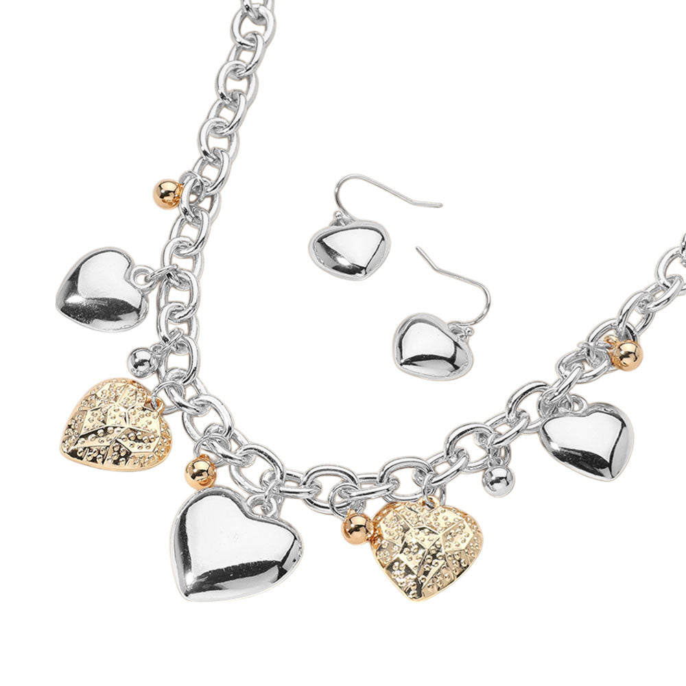 iLLASPARKZ Metal Heart Charm Station Chunky Chain Necklace