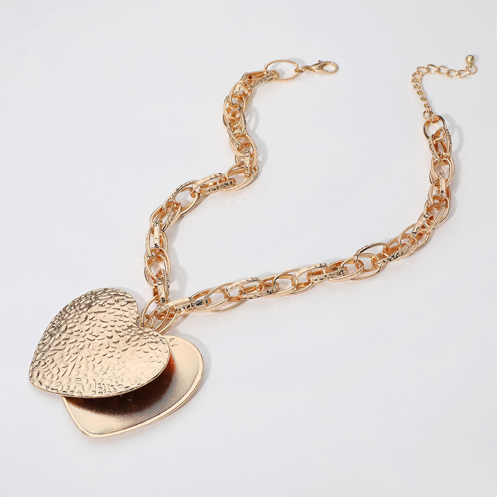 iLLASPARKZ Textured Metal Heart Pendant Chunky Industrial Chain Statement Necklace