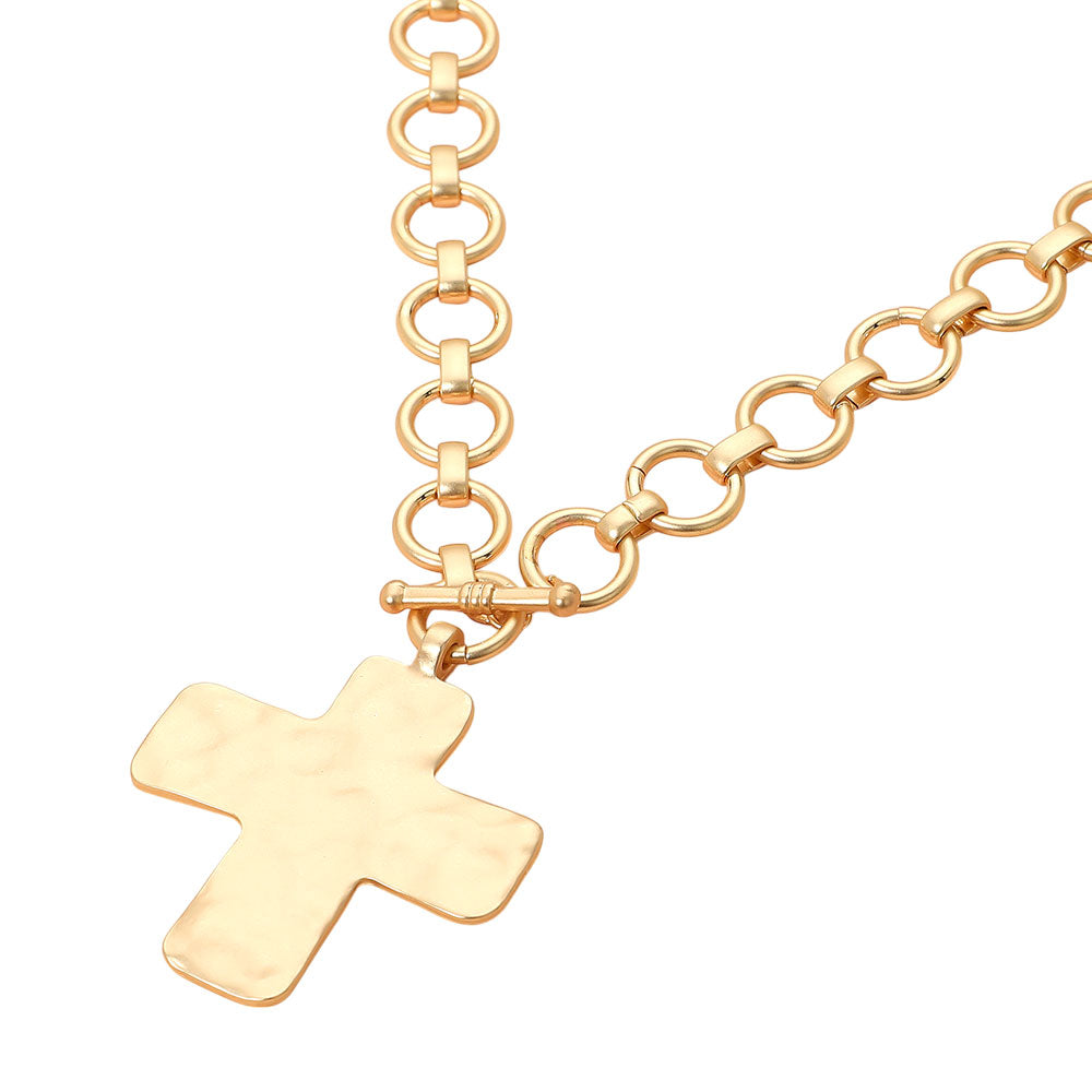 iLLASPARKZ Hammered Matte Metal Cross Pendant Chunky Chain Toggle Necklace
