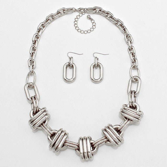 iLLASPARKZ Metal Chain Necklace