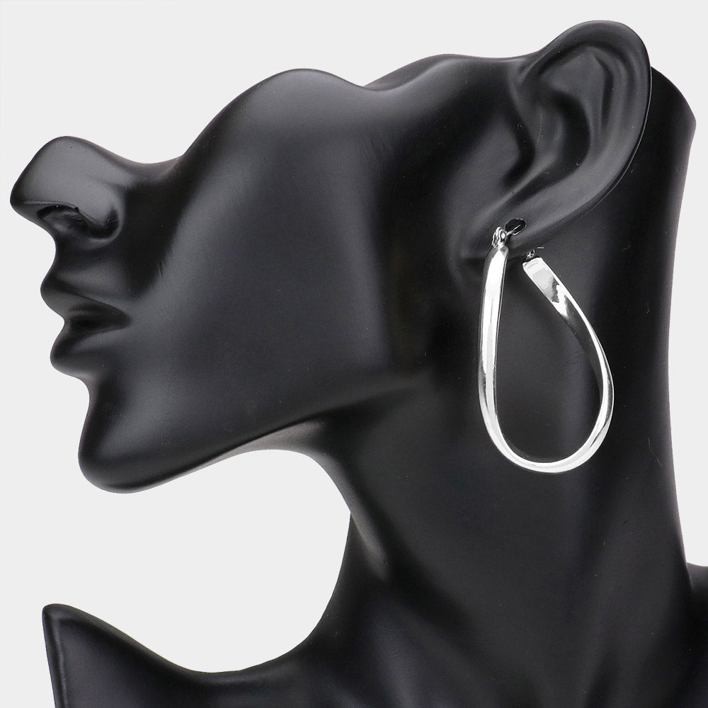 iLLASPARKZ Twisted Metal Oval Hoop Pin Catch Earrings