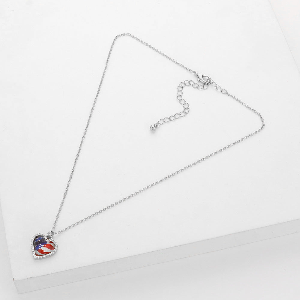 iLLASPARKZ American USA Flag Heart Pendant Necklace