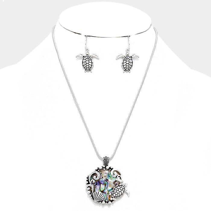 iLLASPARKZ Abalone turtle pendant necklace