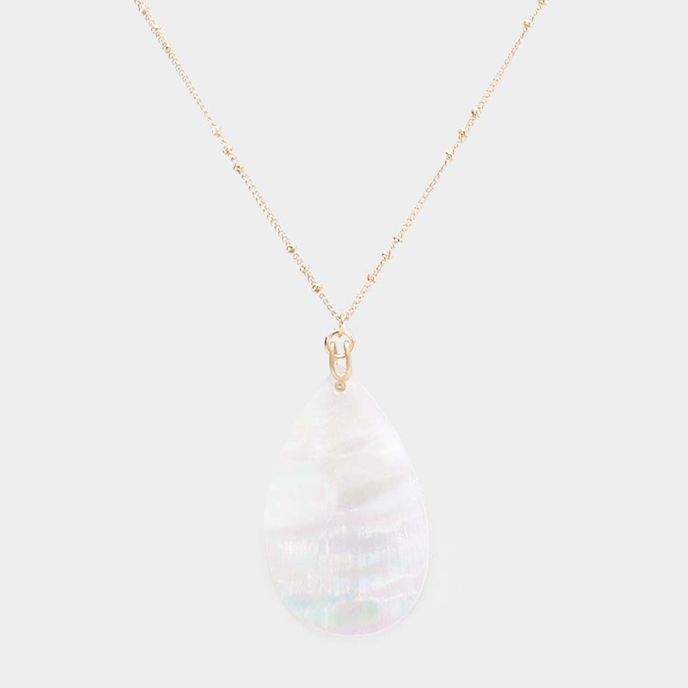 iLLASPARKZ Genuine Shell Pendant Necklace