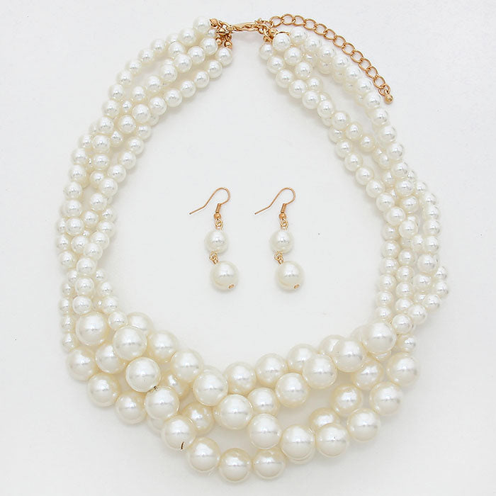 iLLASPARKZ Twisted 3-Tier Pearl Necklace