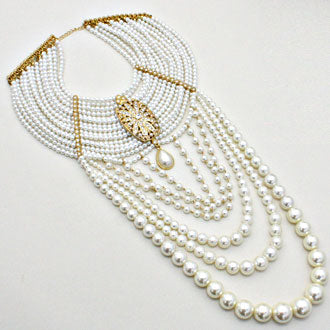 iLLASPARKZ Pearl Necklaces