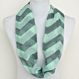 iLLASPARKZ Chevron Polyester Infinity Scarf