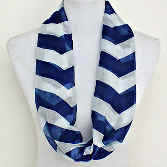 iLLASPARKZ Chevron Polyester Infinity Scarf