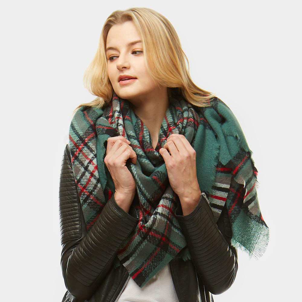 iLLASPARKZ Plaid Square Blanket Scarf