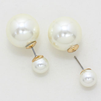 iLLASPARKZ Double Pearl Stud Earrings