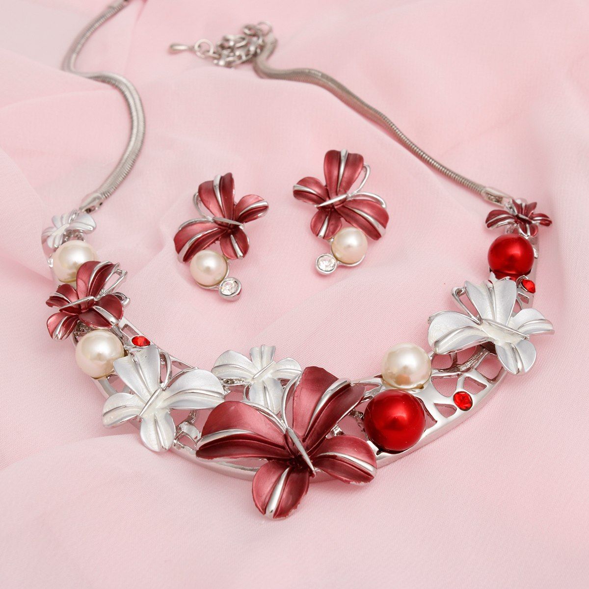 Collar Refined Red White Butterfly DST Necklace