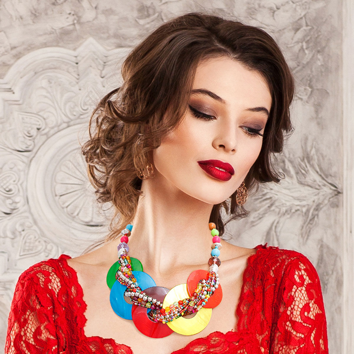 Bold Color Shell Disc Beaded Necklace
