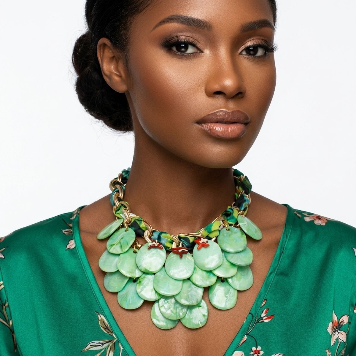 Marbled Green Disc Bib Fabric Woven Chain Necklace
