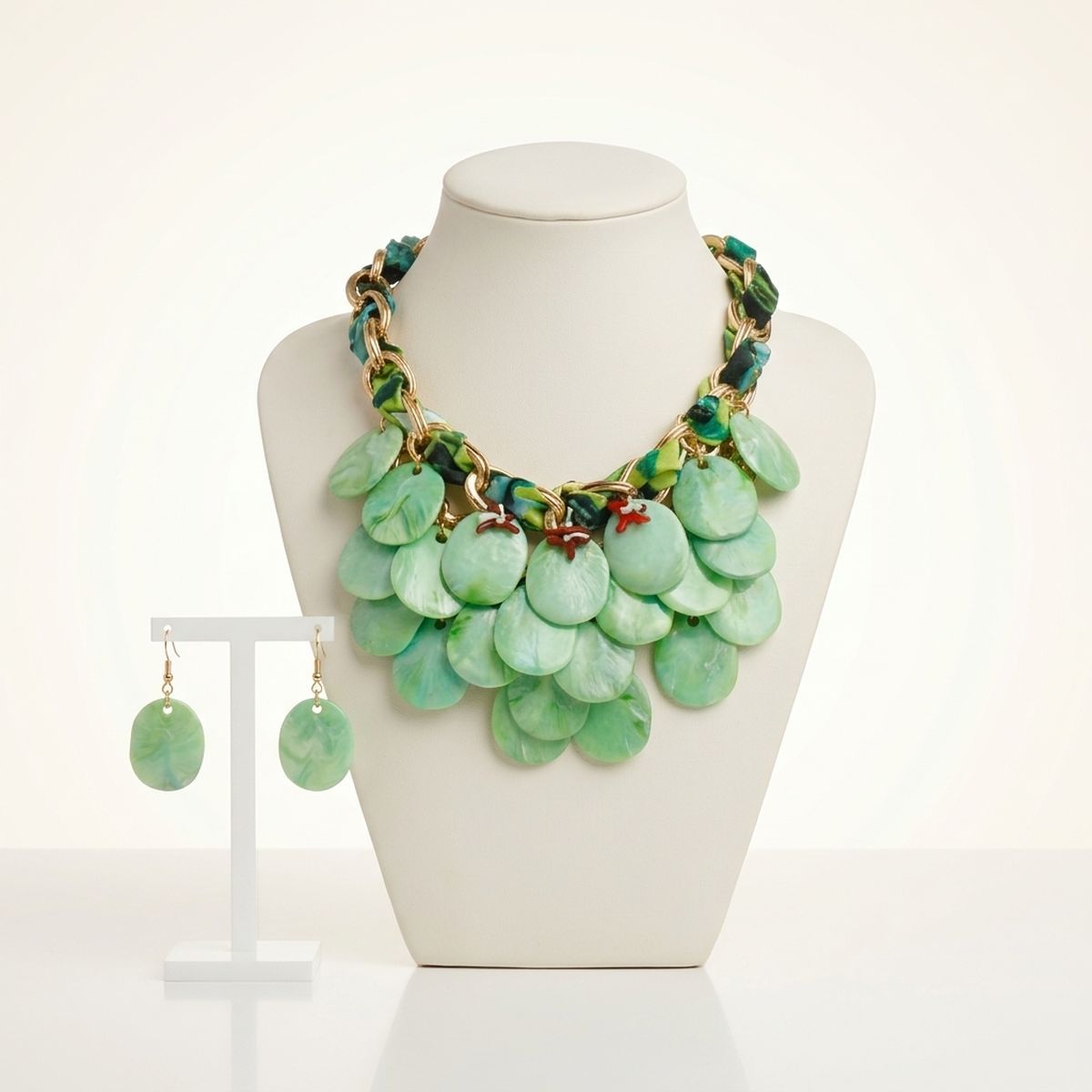 Marbled Green Disc Bib Fabric Woven Chain Necklace