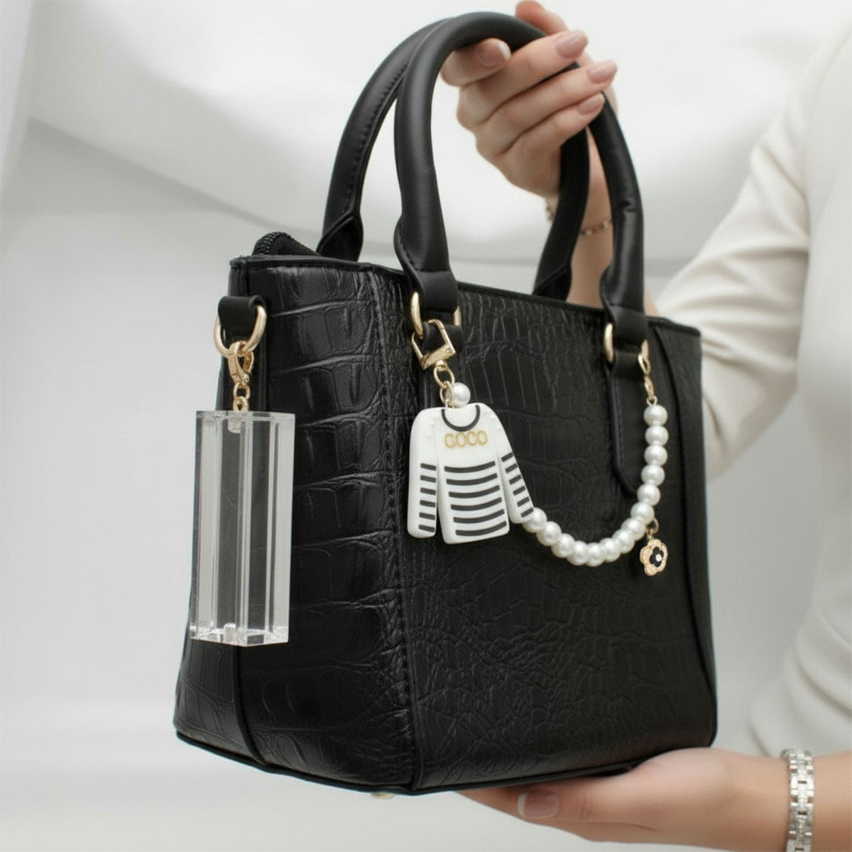 Keychain White Black Stripe COCO Shirt Pearl Clip