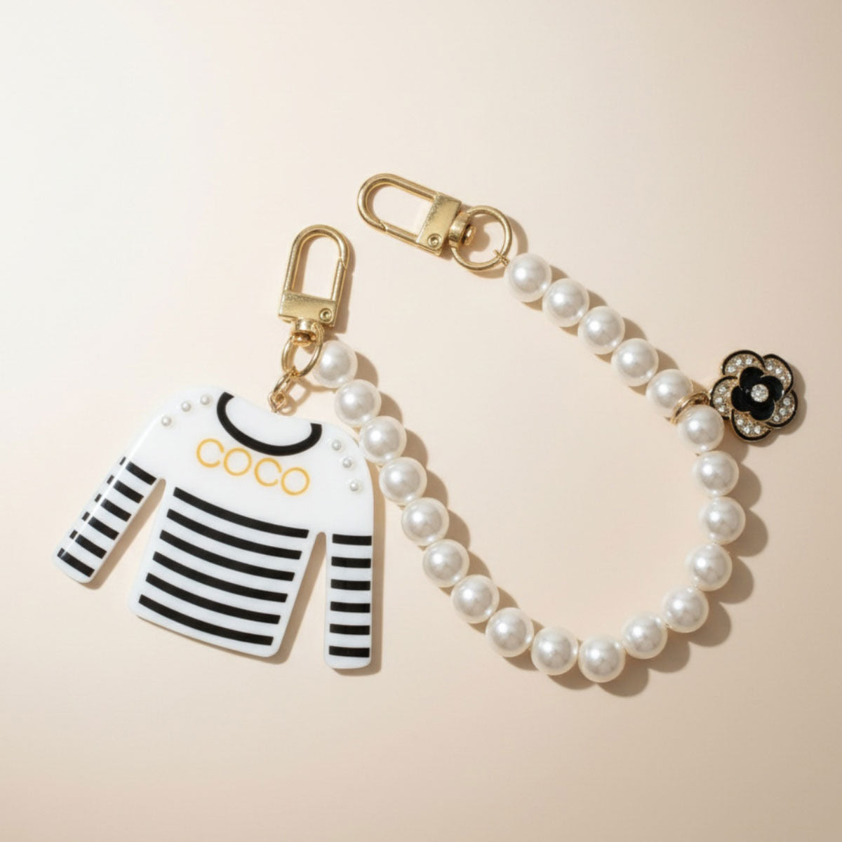 Keychain White Black Stripe COCO Shirt Pearl Clip