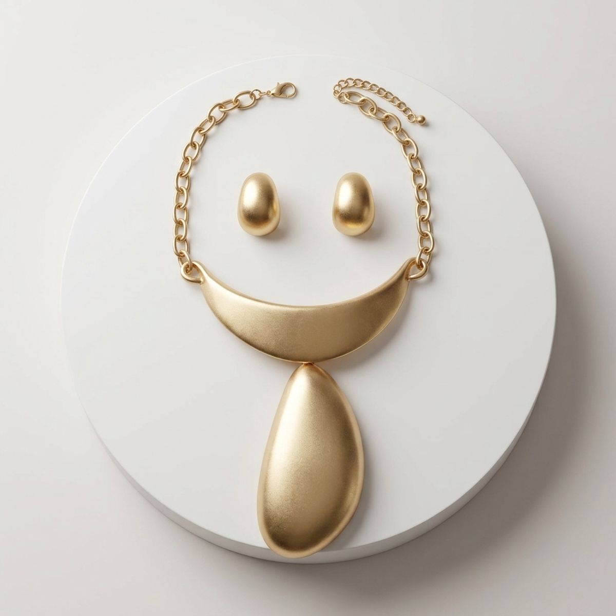 Sculpted Teardrop Pendant Matte Gold Necklace