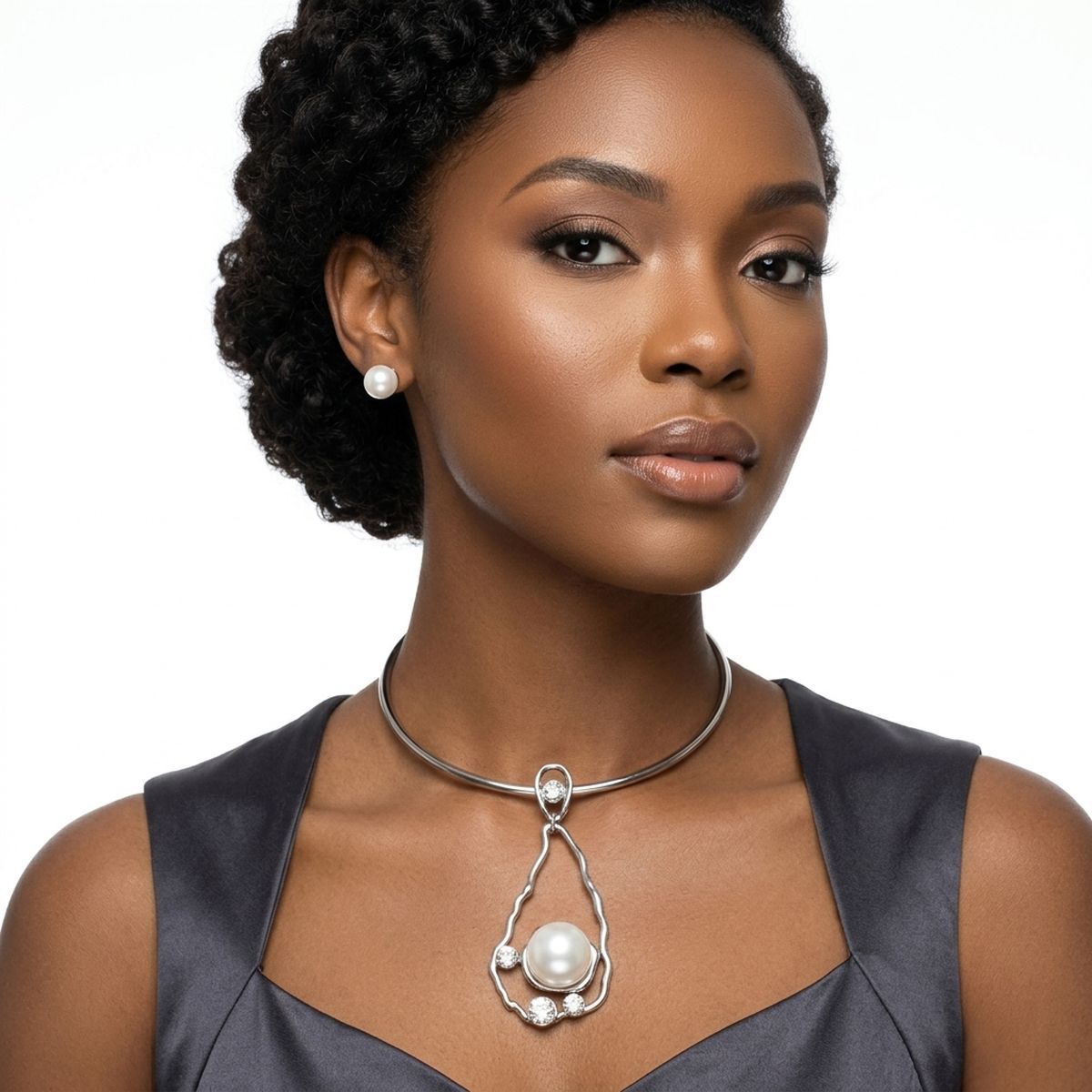 Silver Wavy Teardrop Pearl Pendant Choker Necklace