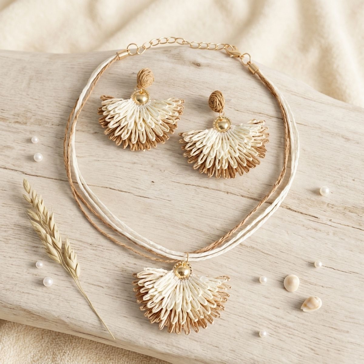 Creamy Browns Fanned Raffia Pendant Necklace Set