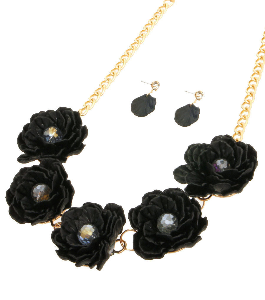 Five Flowers Necklace Set